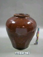 藏品(褐釉甕)的圖片